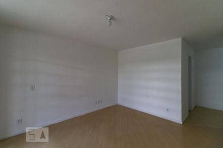 Casa de condomínio para alugar com 300m², 5 quartos e 2 vagas Casa de condomínio para alugar com 300m², 5 quartos e 2 vagasSuíte 3