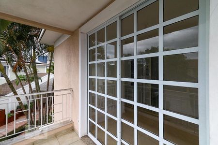 Casa de condomínio para alugar com 300m², 5 quartos e 2 vagas Casa de condomínio para alugar com 300m², 5 quartos e 2 vagasVaranda