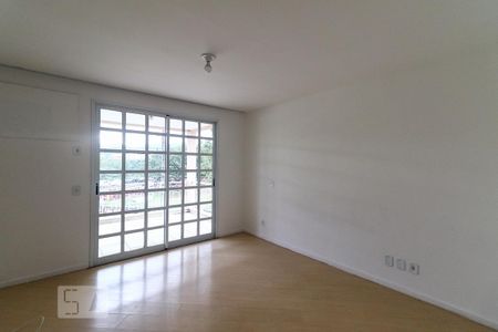 Casa de condomínio para alugar com 300m², 5 quartos e 2 vagas Casa de condomínio para alugar com 300m², 5 quartos e 2 vagasSuíte 3