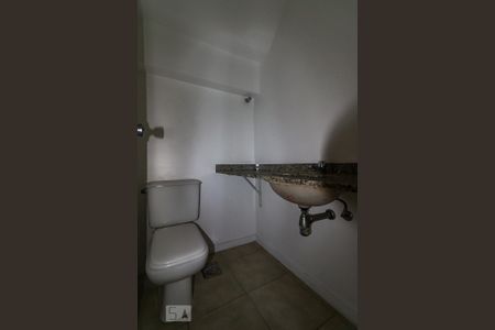 Lavabo de casa de condomínio para alugar com 5 quartos, 300m² em Recreio dos Bandeirantes, Rio de Janeiro