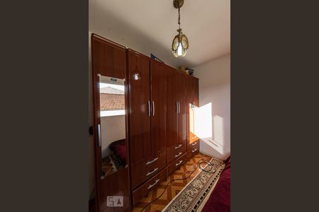 Casa à venda com 104m², 3 quartos e 2 vagasQuarto 2