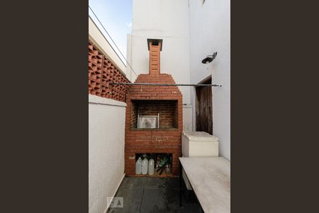 Casa à venda com 104m², 3 quartos e 2 vagasÁrea Externa