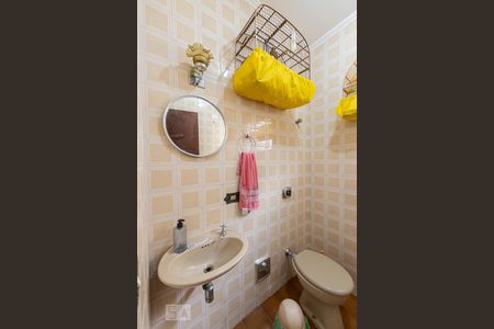 Casa à venda com 104m², 3 quartos e 2 vagasBanheiro Social 2