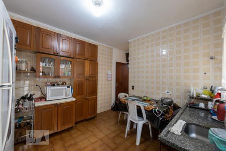 Casa à venda com 104m², 3 quartos e 2 vagasCozinha