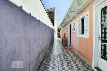 Casa à venda com 150m², 4 quartos e 4 vagasCorredor Externo