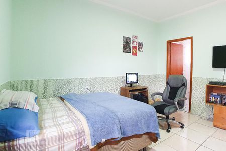 Suíte Quarto 1 de casa à venda com 4 quartos, 150m² em Vila Santo Henrique, São Paulo
