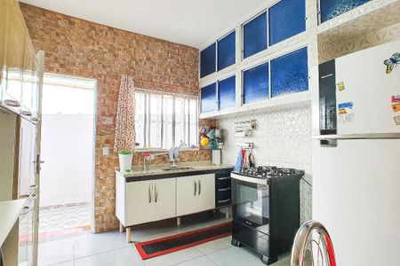 Casa à venda com 150m², 4 quartos e 4 vagasCozinha Casa 2