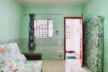 Sala de casa à venda com 4 quartos, 150m² em Vila Santo Henrique, São Paulo
