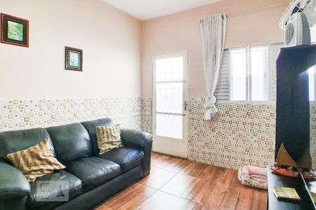 Casa à venda com 150m², 4 quartos e 4 vagasSala Casa 2