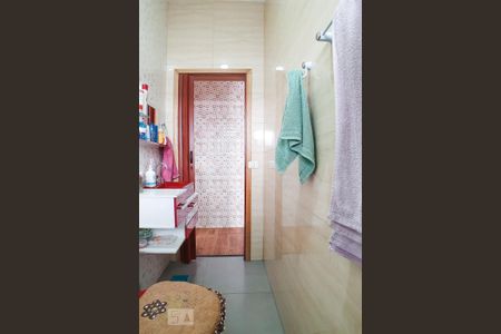 Casa à venda com 150m², 4 quartos e 4 vagasBanheiro Casa 2