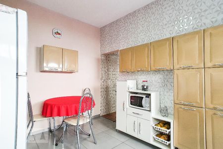 Casa à venda com 150m², 4 quartos e 4 vagasCozinha Casa 2