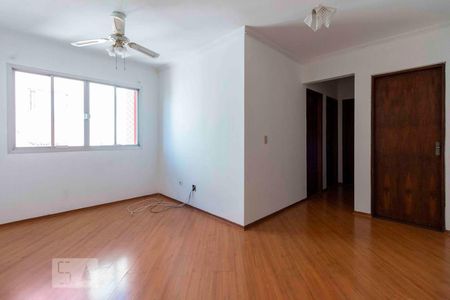 Sala de apartamento para alugar com 2 quartos, 55m² em Itaquera, São Paulo