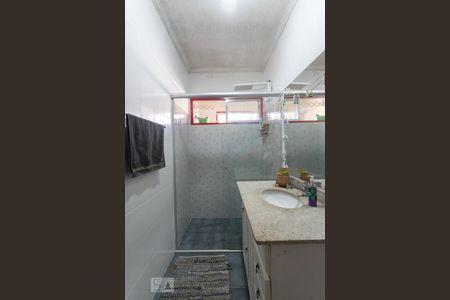 Apartamento à venda com 74m², 2 quartos e 1 vaga Apartamento à venda com 74m², 2 quartos e 1 vagaBanheiro