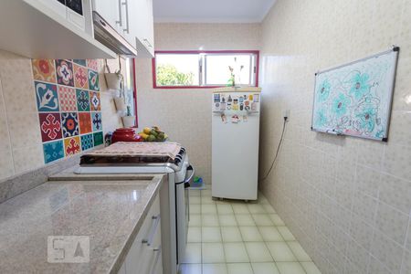 Apartamento à venda com 74m², 2 quartos e 1 vaga Apartamento à venda com 74m², 2 quartos e 1 vagaCozinha