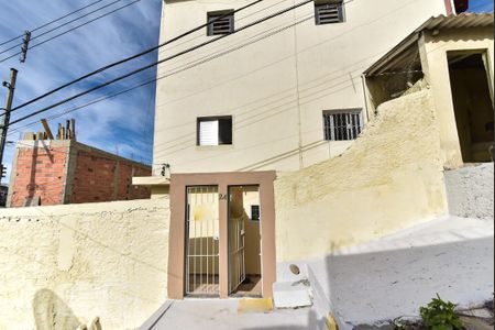 Casa para alugar com 37m², 1 quarto e sem vaga Casa para alugar com 37m², 1 quarto e sem vagaFachada