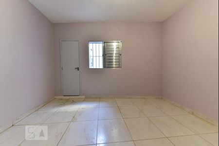 Sala/Quarto de casa para alugar com 1 quarto, 37m² em Conceição, Diadema