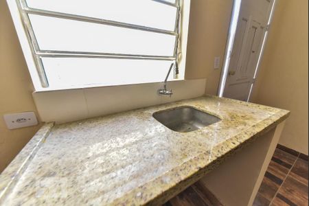 Casa para alugar com 37m², 1 quarto e sem vaga Casa para alugar com 37m², 1 quarto e sem vagaCozinha