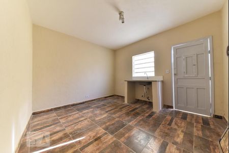 Casa para alugar com 37m², 1 quarto e sem vaga Casa para alugar com 37m², 1 quarto e sem vagaCozinha