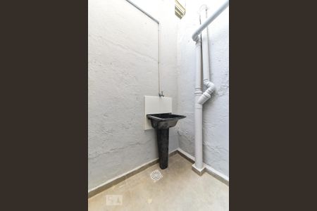 Casa para alugar com 37m², 1 quarto e sem vaga Casa para alugar com 37m², 1 quarto e sem vagaÁrea de Serviço