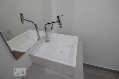 Casa à venda com 130m², 2 quartos e 2 vagasbanheiro
