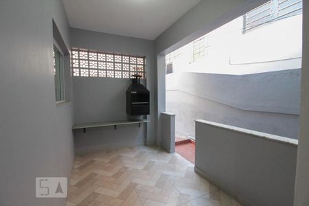 Casa à venda com 130m², 2 quartos e 2 vagasarea gourmet