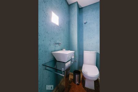 Lavabo de apartamento para alugar com 4 quartos, 178m² em Pompeia, São Paulo