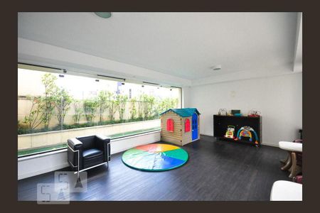 Apartamento à venda com 220m², 3 quartos e 4 vagas Apartamento à venda com 220m², 3 quartos e 4 vagasBrinquedoteca