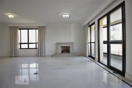 Apartamento à venda com 220m², 3 quartos e 4 vagas Apartamento à venda com 220m², 3 quartos e 4 vagasSala