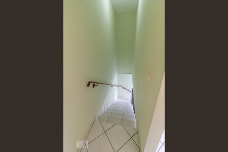 Casa à venda com 150m², 3 quartos e 2 vagasEdícula - escadas