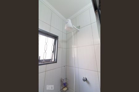 Casa à venda com 150m², 3 quartos e 2 vagasBanheiro social - chuveiro