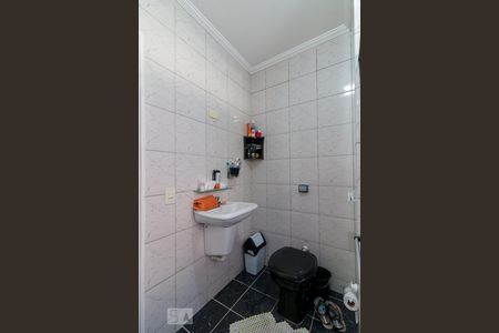 Casa à venda com 150m², 3 quartos e 2 vagasBanheiro quarto 3 suíte