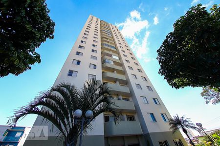 Apartamento para alugar com 76m², 3 quartos e 1 vagaFachada