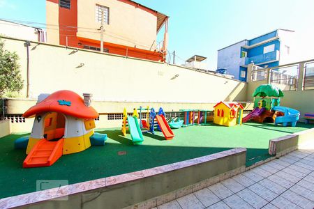 Apartamento para alugar com 76m², 3 quartos e 1 vagaArea Comum