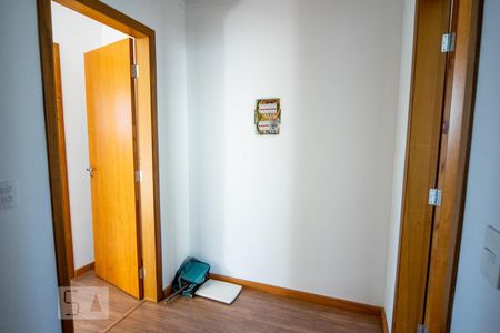 Corredor de casa de condomínio à venda com 2 quartos, 160m² em Vila Aricanduva, São Paulo