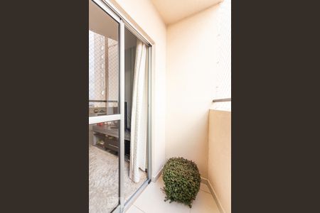 Varanda de apartamento à venda com 3 quartos, 74m² em Jaguaribe, Osasco