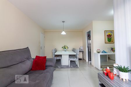 Sala de apartamento à venda com 3 quartos, 74m² em Jaguaribe, Osasco