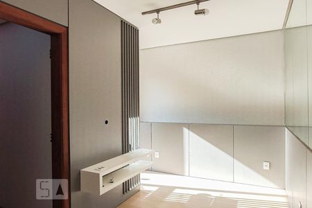 Casa à venda com 324m², 5 quartos e 4 vagas Casa à venda com 324m², 5 quartos e 4 vagasQuarto 1