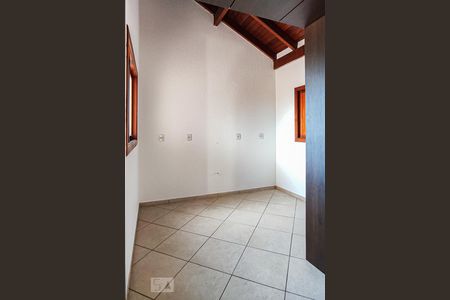 Casa à venda com 324m², 5 quartos e 4 vagas Casa à venda com 324m², 5 quartos e 4 vagasCopa