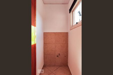 Casa à venda com 324m², 5 quartos e 4 vagas Casa à venda com 324m², 5 quartos e 4 vagasBanheiro 3