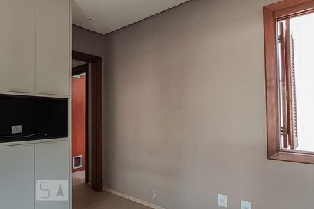Casa à venda com 324m², 5 quartos e 4 vagas Casa à venda com 324m², 5 quartos e 4 vagasQuarto 4
