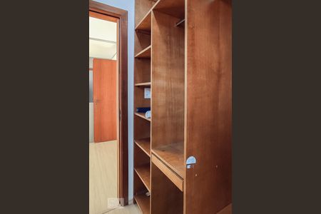 Casa à venda com 324m², 5 quartos e 4 vagas Casa à venda com 324m², 5 quartos e 4 vagasCloset do quarto 1