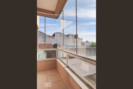 Casa à venda com 324m², 5 quartos e 4 vagas Casa à venda com 324m², 5 quartos e 4 vagasVaranda do Quarto 2