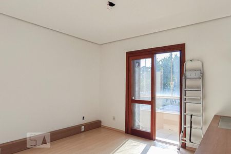 Casa à venda com 324m², 5 quartos e 4 vagas Casa à venda com 324m², 5 quartos e 4 vagasQuarto 2