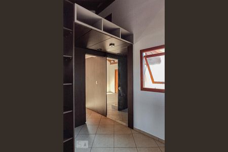 Casa à venda com 324m², 5 quartos e 4 vagas Casa à venda com 324m², 5 quartos e 4 vagasCopa