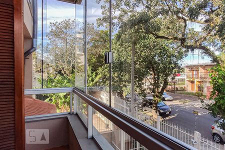 Casa à venda com 324m², 5 quartos e 4 vagas Casa à venda com 324m², 5 quartos e 4 vagasVaranda da Suíte master