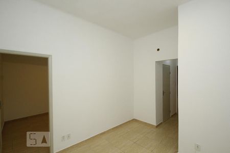 Sala de Apartamento com 1 quarto, 55m² Glória