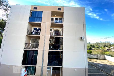 Apartamento à venda com 63m², 2 quartos e 1 vaga Apartamento à venda com 63m², 2 quartos e 1 vagaVista Sacada e área de serviço
