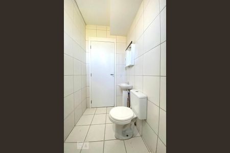 Apartamento à venda com 63m², 2 quartos e 1 vaga Apartamento à venda com 63m², 2 quartos e 1 vagaBanheiro