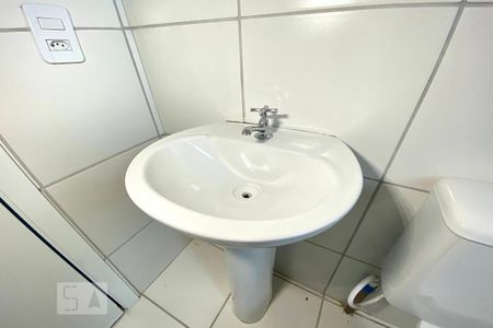 Apartamento à venda com 63m², 2 quartos e 1 vaga Apartamento à venda com 63m², 2 quartos e 1 vagaBanheiro