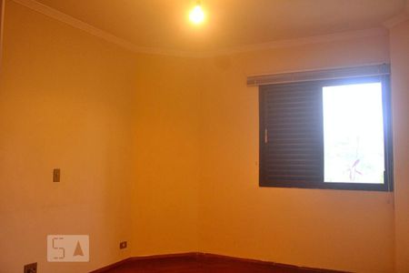 Apartamento à venda com 276m², 4 quartos e 3 vagasQuarto 3